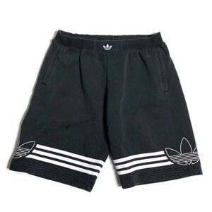 Adidas boy’s 15-16Y sweat shorts